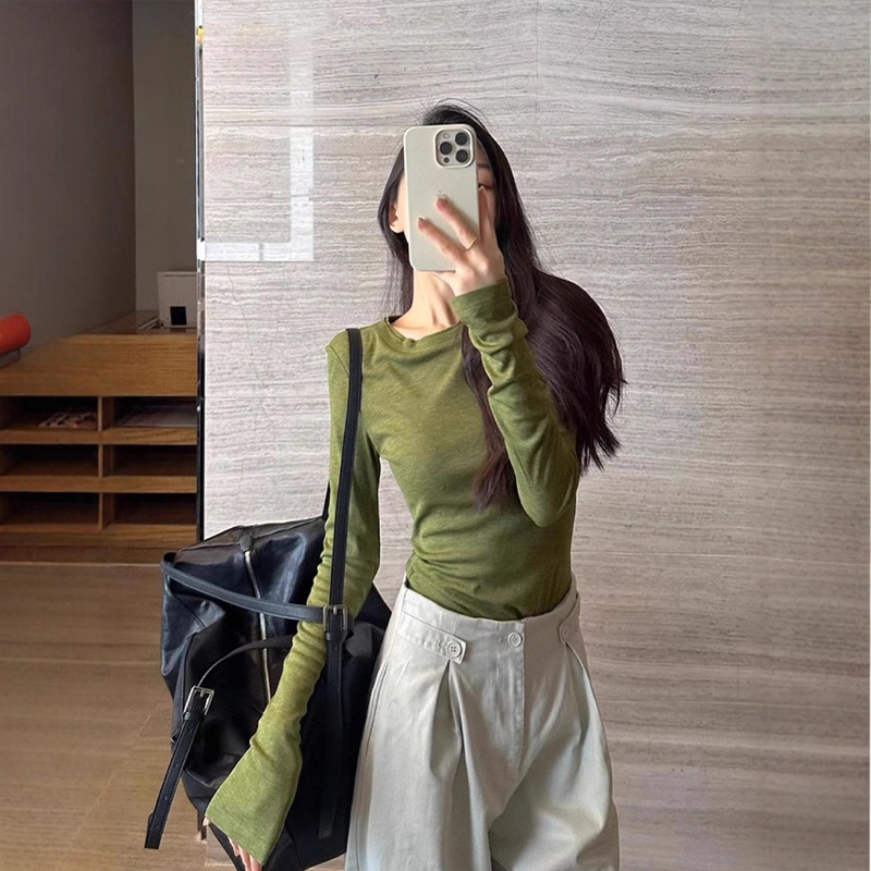 Green Slim-Fit Long-Sleeve T-Shirt for Women, Autumn and Winter Style, Slimming Short Inner Top, Korean-Style Slim Fit Green Slim-Fit Long-Sleeve T-Shirt for Women, Autumn and Winter Style, Slimming Short Inner Top, Korean-Style Slim Fit