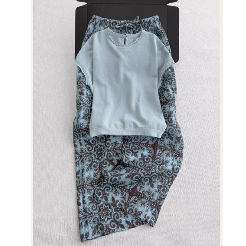 女性のための夏のootdウェアスーツ2025新しいヨーロッパ製品年齢軽減ファッションレイジースタイルTシャツワイドレッグパンツ2点セット|undefined
