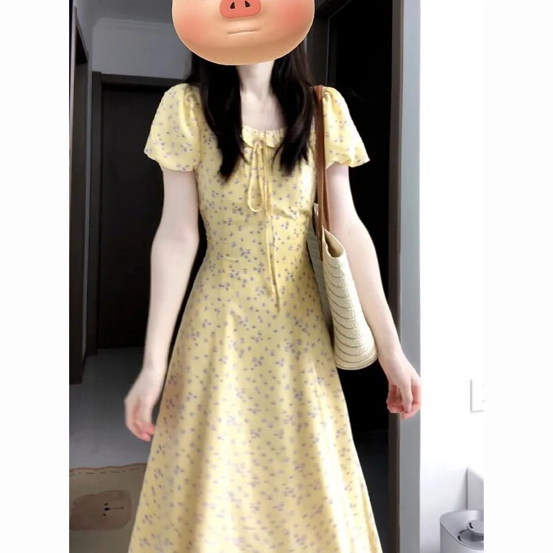 法式荷叶边泡泡袖黄色碎花连衣裙子女夏季2025新款设计感收腰长裙|undefined
