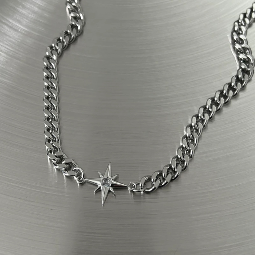 Hip-Hop Simple Style Asterism Titanium Steel Chain Unisex Chain Necklace Men Chain Necklaces display picture 3