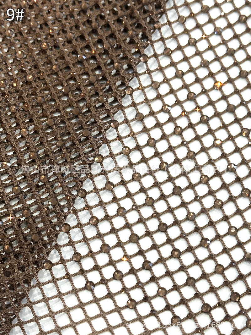 Fabricantes al por mayor tamaño de malla elástica imitación de malla de diamante australiano tela de perforación caliente vestido accesorios de prendas de vestir piezas de corte image 15