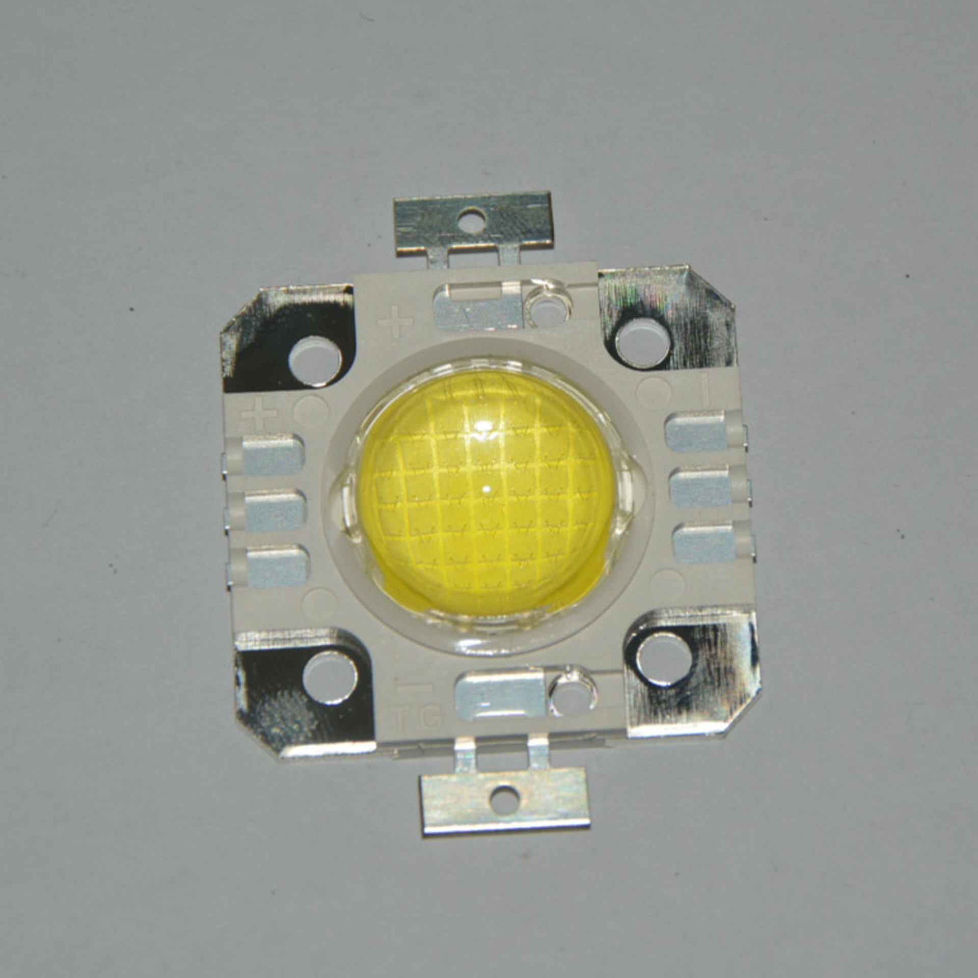 50w����Ͳ�����ledоƬ���� COB�ܷ⼯��LED�׹��Դ�ֻ�����