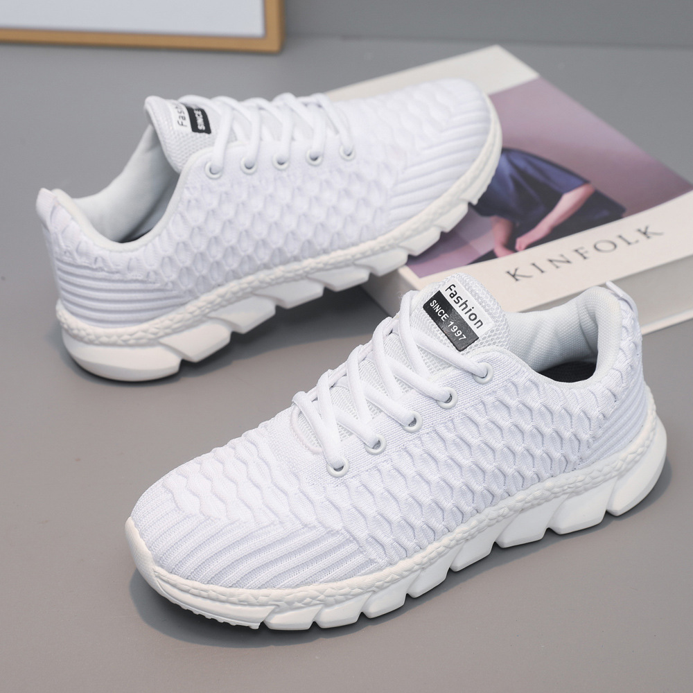 Cross-border mujeres nuevas tendencias de moda de otoño 2026 aumento de suela gruesa zapatos de tejido volador zapatos blancos pequeños zapatos de mujer zapatos deportivos casuales
