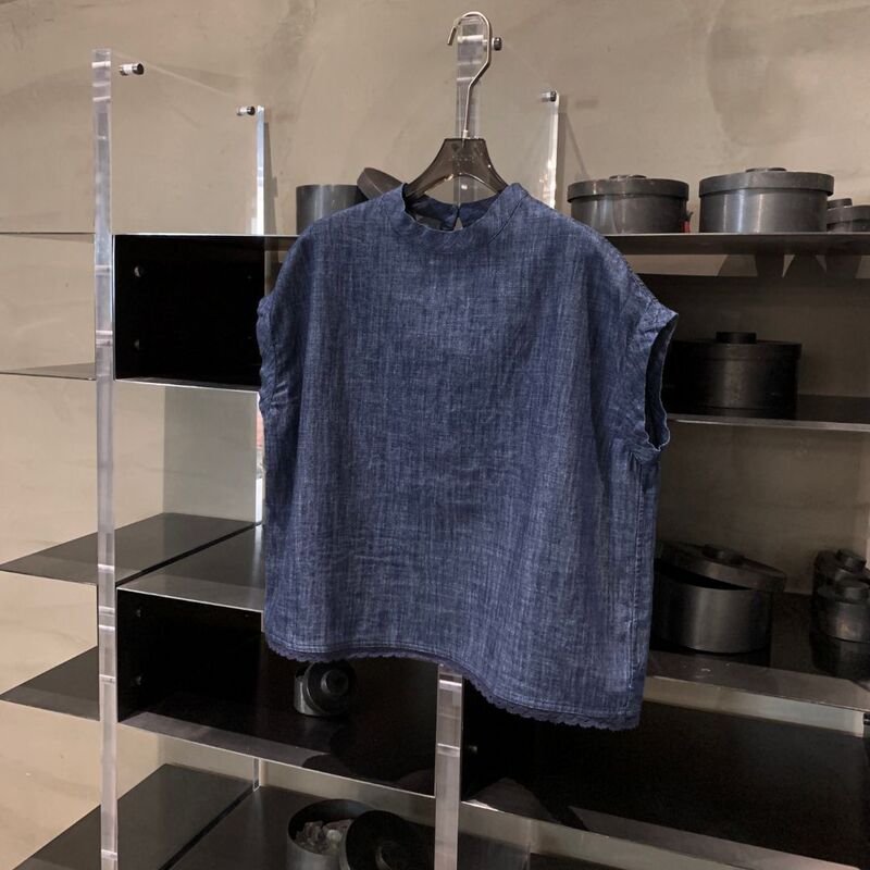 Retro Literary Lace Denim Crochet Lace M-Shaped Shirt