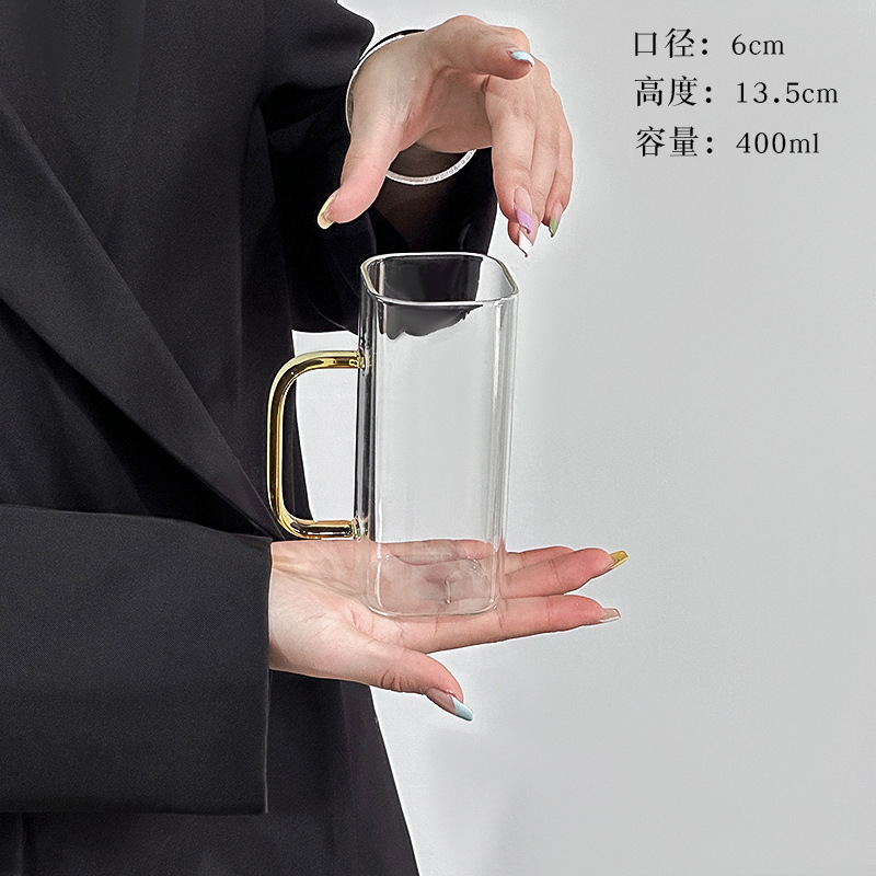 Taza de vidrio cuadrada con mango de color Taza de jugo de leche Taza para el hogar simple transparente Taza de agua de vidrio de borosilicato