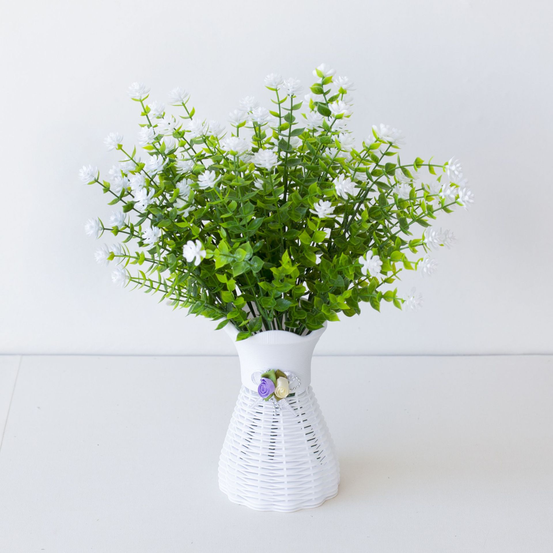 Planta Artificial de Eucalipto y Camelia de Plástico Duradero y Reutilizable para Decoración y Paisajismo