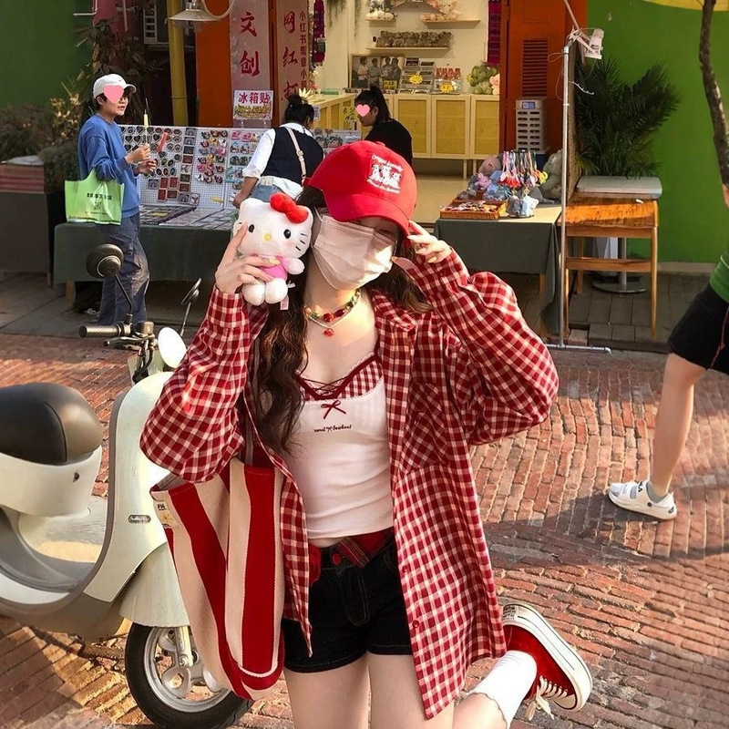 New 2026 red plaid long-sleeved shirt for women, Korean style, plus size, versatile, loose fit, sweet design, perfect for layering New 2026 red plaid long-sleeved shirt for women, Korean style, plus size, versatile, loose fit, sweet design, perfect for layering