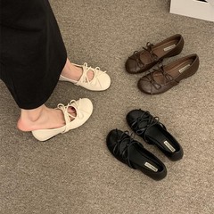 アンドロメダの丸い頭の中に浅口の靴が高くなった2025春秋の新しい名媛蝶ネクタイの丸い頭の優しい豆靴