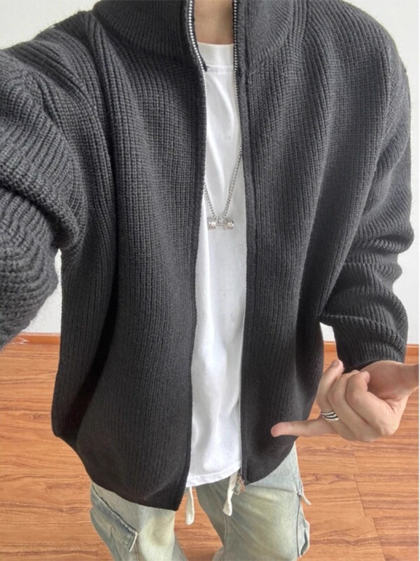 Clean fit gray zip-up sweater for men, spring and autumn, semi-high collar knitted cardigan, casual right-shoulder jacket, thin black Clean fit gray zip-up sweater for men, spring and autumn, semi-high collar knitted cardigan, casual right-shoulder jacket, thin black