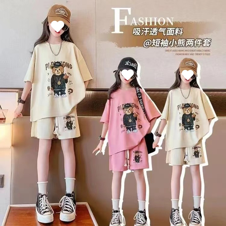 Girls' summer short-sleeved T-shirt set 2024 new big children's western-style cartoon top pants sports two-piece set