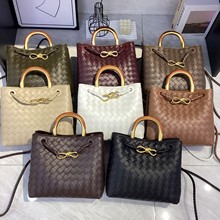 ԭľ�ֱ������Y����Ƥ����Ů���r�п羳���eͨ������μ�б�����