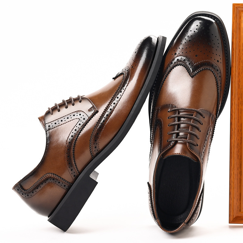 Cross-Border Large Size Brogue Gentleman Suit Formal Leather Shoes Men's Pointed Toe Retro Wenzhou Leather Shoes 2025 Dropshipping Cross-Border Large Size Brogue Gentleman Suit Formal Leather Shoes Men's Pointed Toe Retro Wenzhou Leather Shoes 2025 Dropshipping