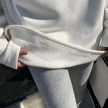 秋冬新款内搭ins加绒加厚长袖T恤女中长款宽松白色上衣外穿打底衫