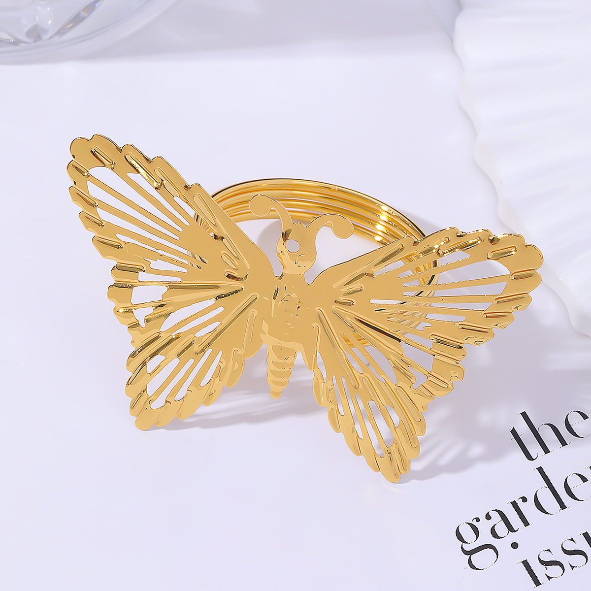 Elegant Style Elegant Butterfly Iron Napkin Ring 1 Piece