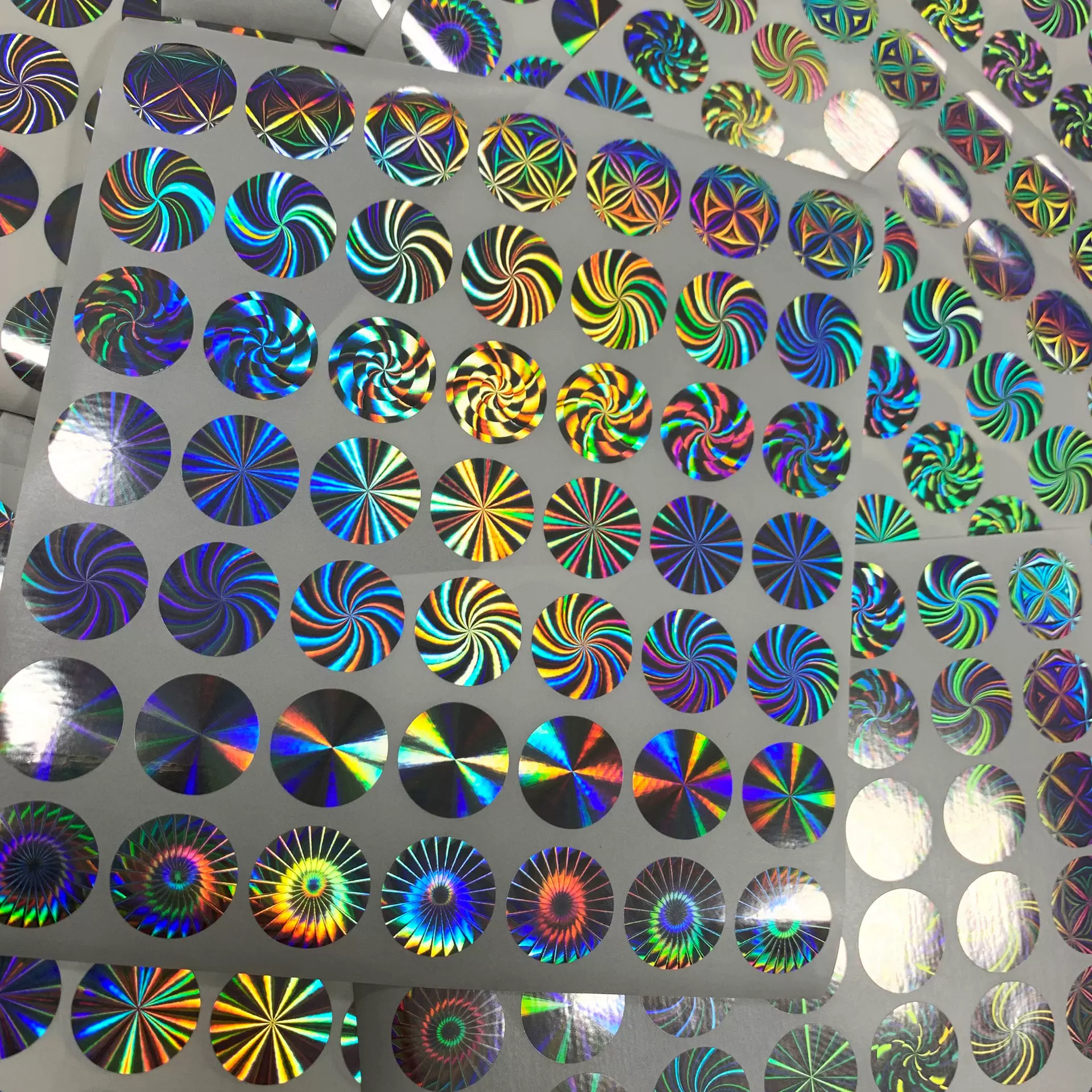 防伪标签定不干胶防伪码贴纸印刷正品二维码镭射防伪标签做