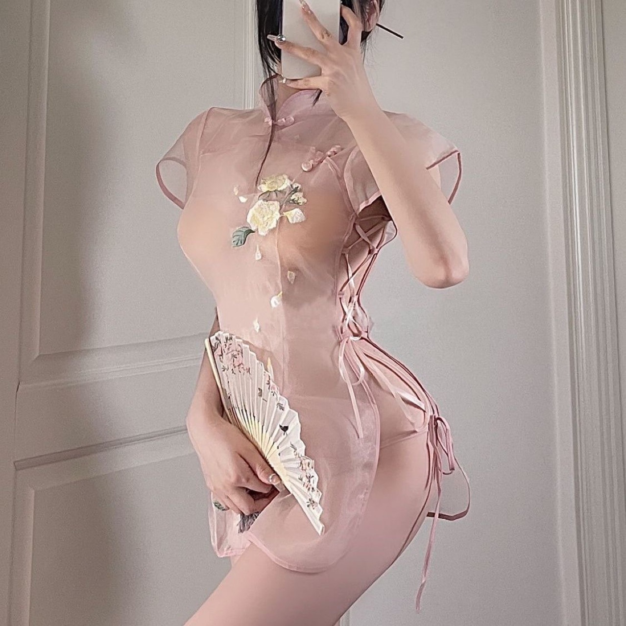 Sweet Cut Out Transparent Ice Silk High Slit Cheongsam Skirt with Rose Embroidery — detail image 5