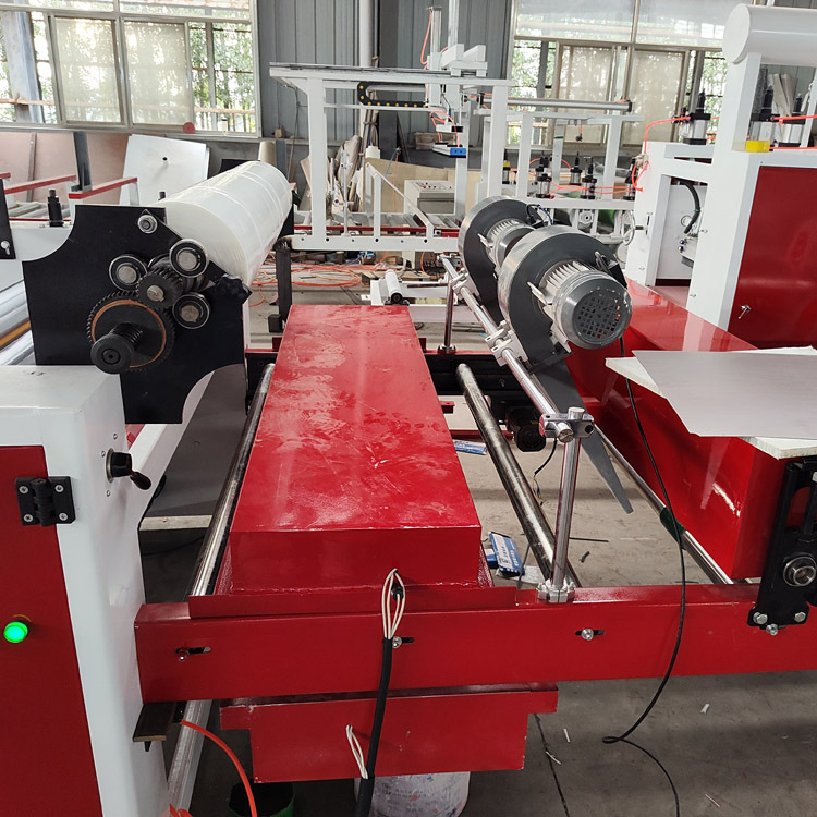 Transparent Pet Film Laminating Machine Aluminum Plate Splicing Pet Film Laminating Machine Fabric Pvc Film Laminating Machine Manufacturer