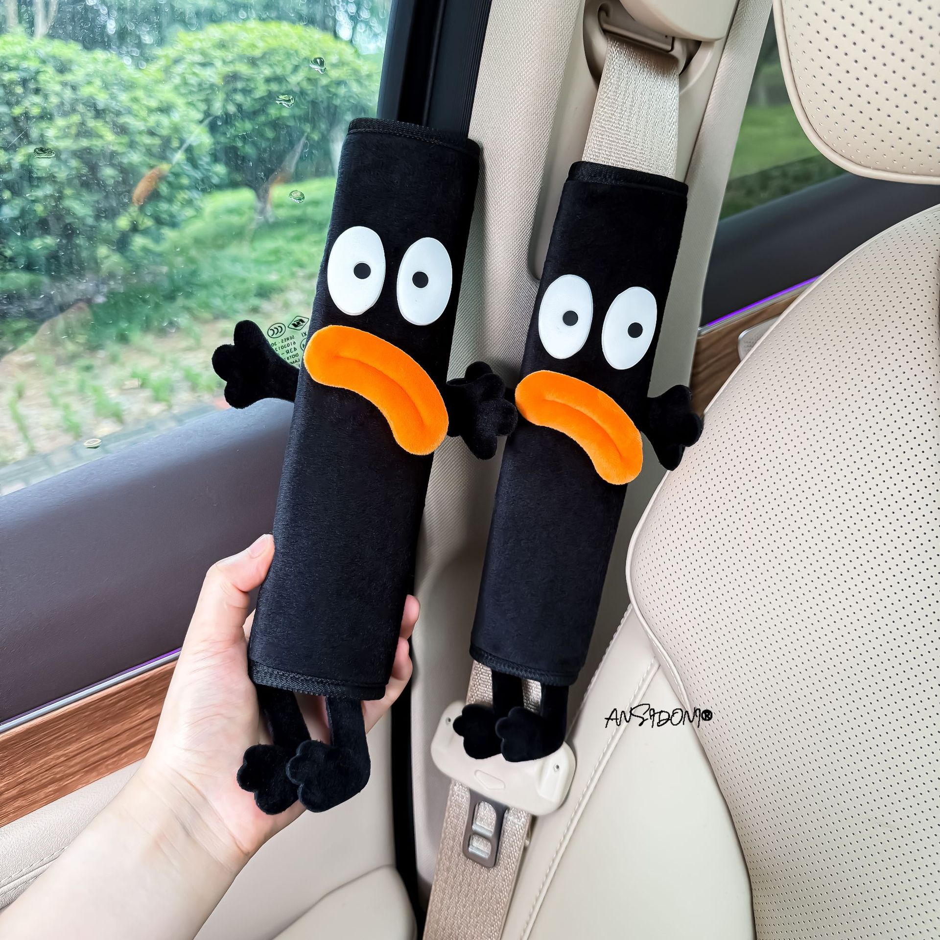 Meo Xiaochairen Car Seat Belt Shoulder Protector Car Seat Belt Decoration Gift for New Car Suitable for All Seasons for Women