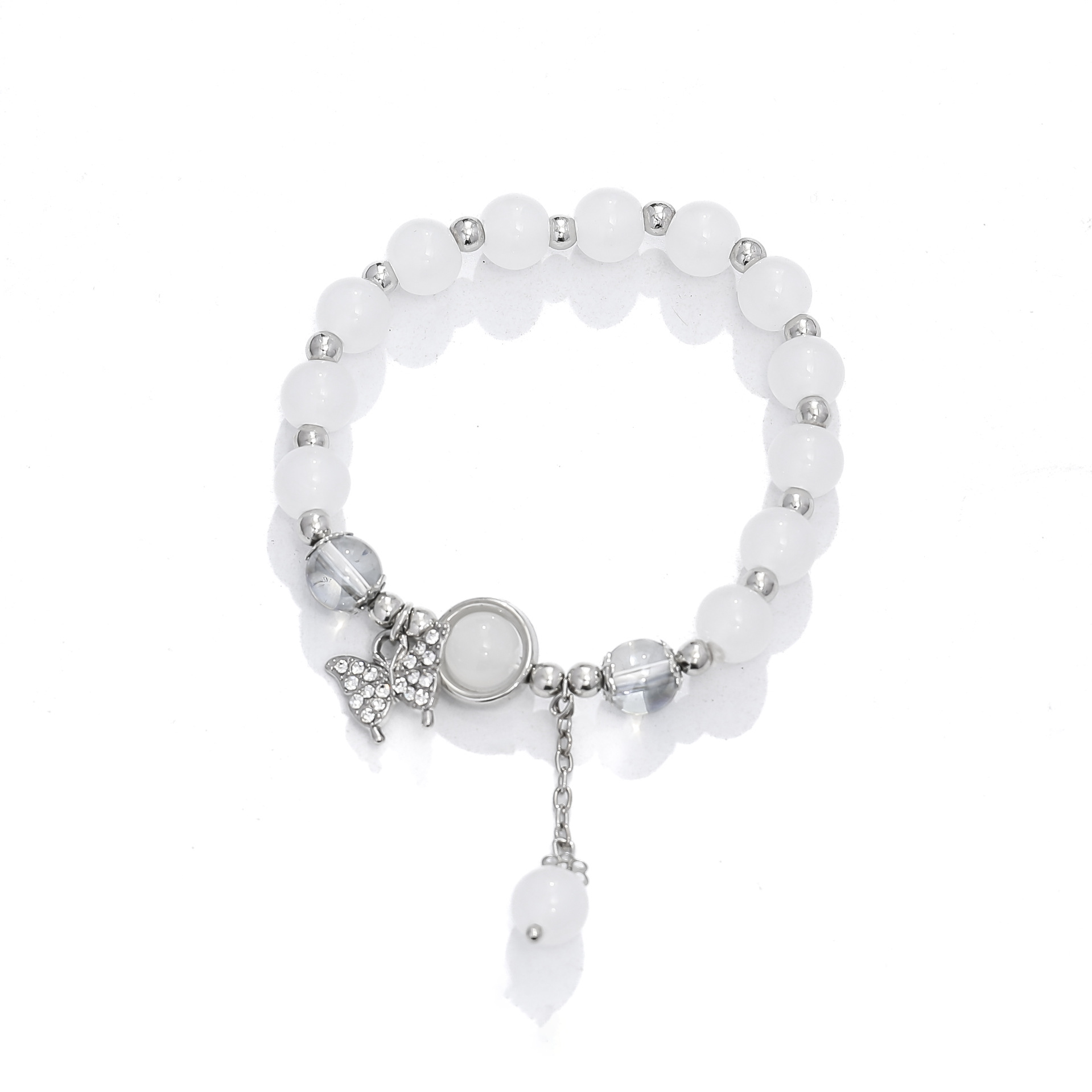 Pulsera de cuentas rotas de mariposa de color fresco pequeño, diseño de nicho de estilo ins femenino, nueva joyería de cristal de luna de luna de luna de luna de luna gris