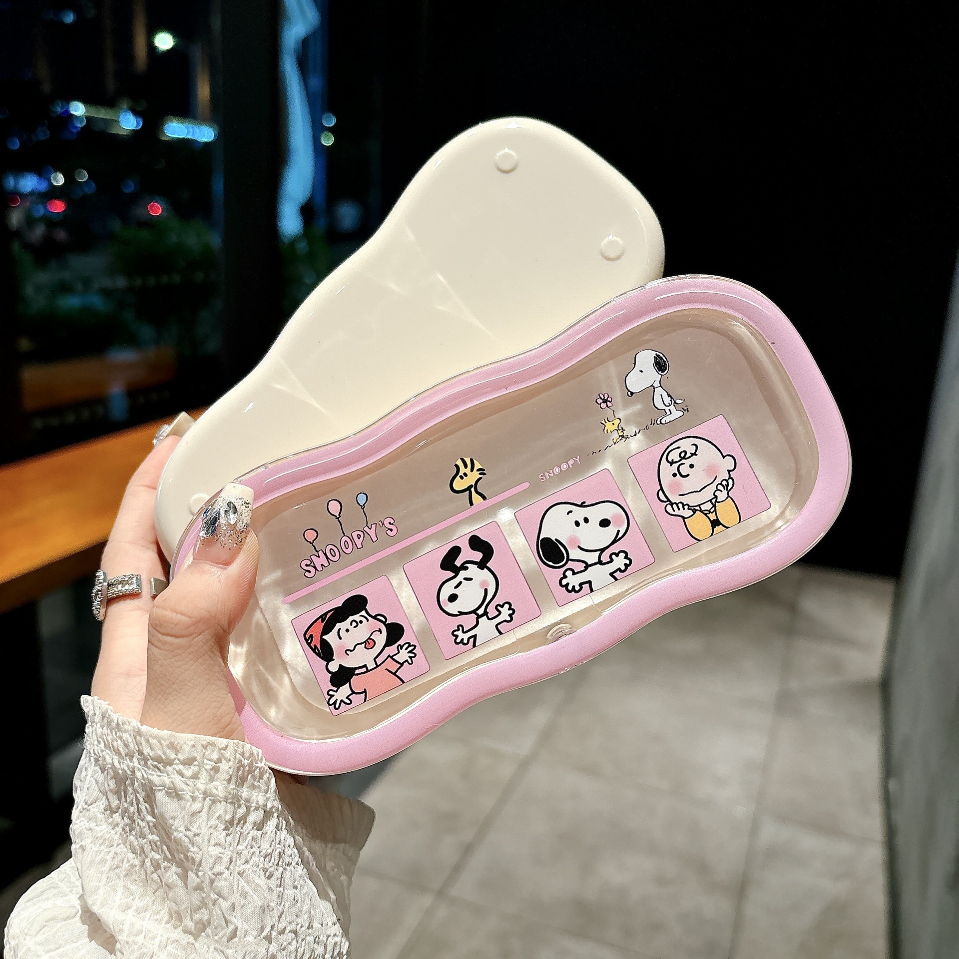 Caja de gafas transparentes de borde de la nube, alta sensación de almacenamiento portátil, niños, niños, niños, estudiantes, lindos, caja de gafas al por mayor