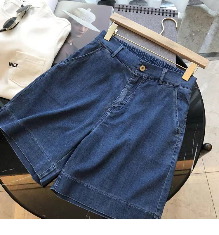 진한 파란색
