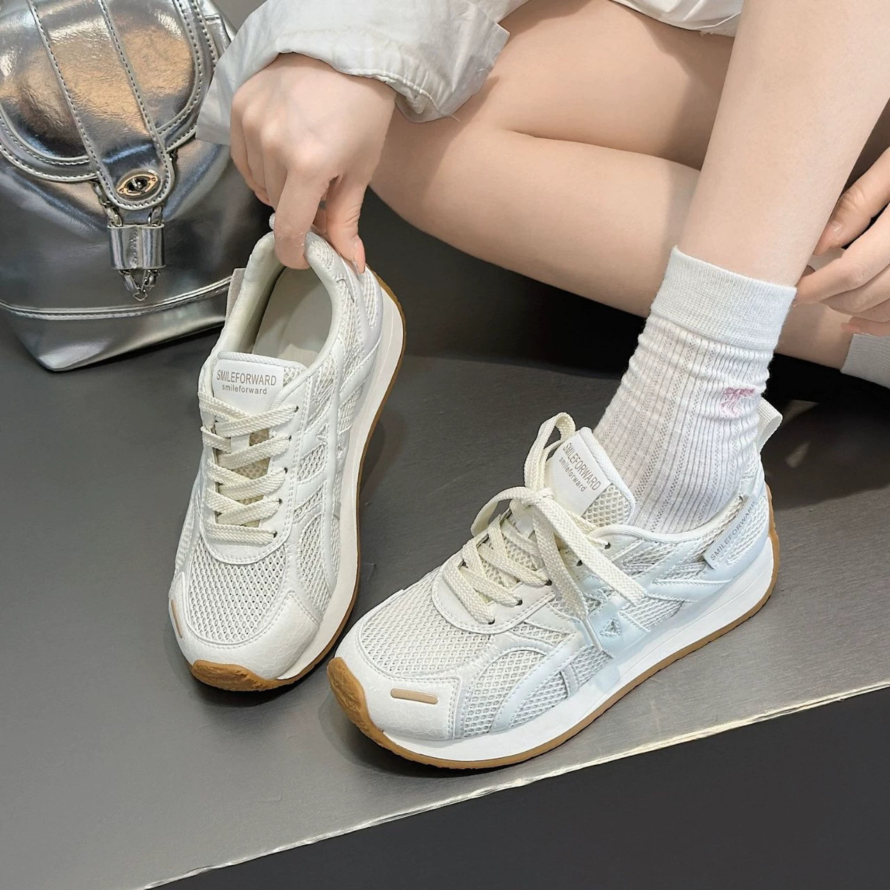 Удобные нескользящие спортивные кроссовки, летняя дышащая обувь для отдыха