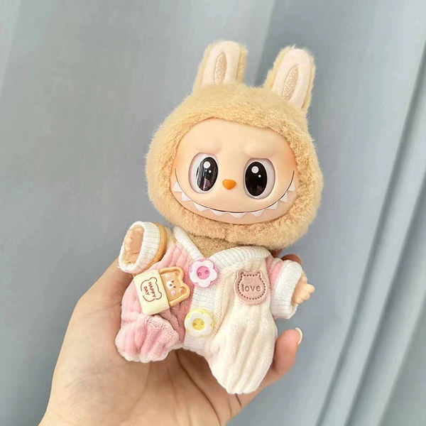 Розовый комбинезон с надписью LOVE и закрытыми ножками