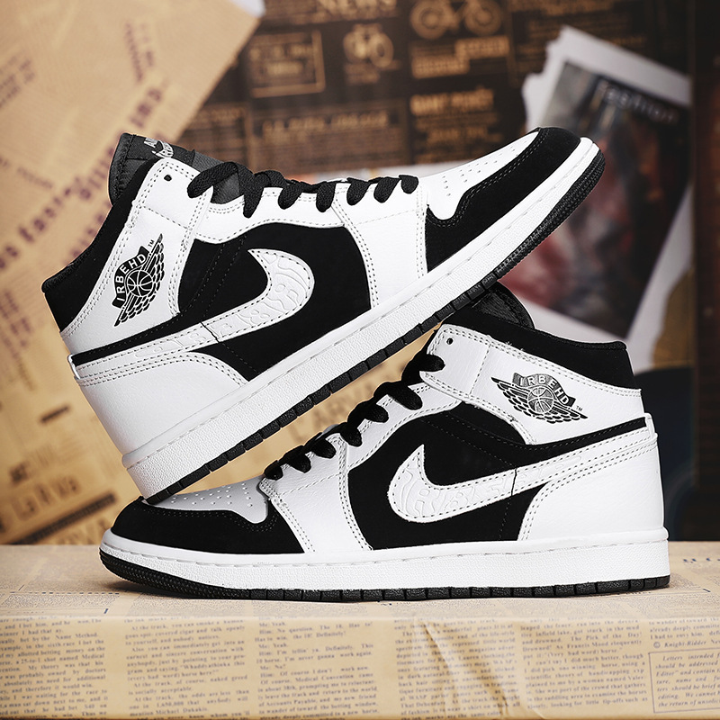 Aj Men's Shoes Mid-Top Ash Black Red Toe Putian Aj1 Women's Shoes Dunk Sb Black and White Panda Air Force One Sneakers Aj Men's Shoes Mid-Top Ash Black Red Toe Putian Aj1 Women's Shoes Dunk Sb Black and White Panda Air Force One Sneakers