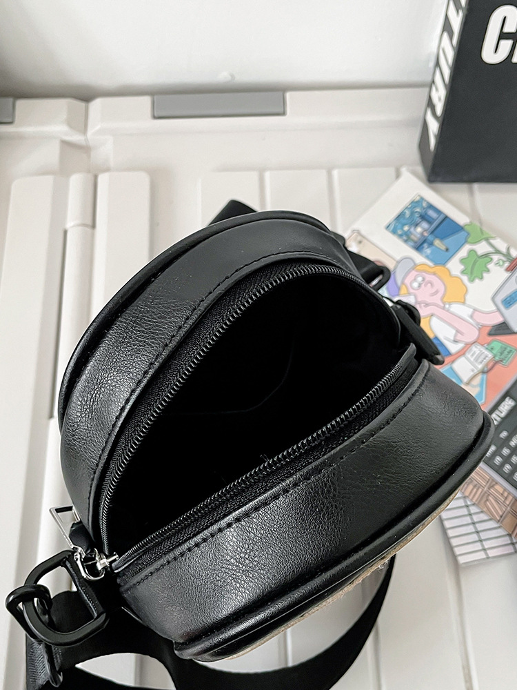 Foreign Trade Shoulder Bag Female Stylish Funny Skull Bag Male Halloween Ghost Messenger Bag Pu Fashion Mobile Phone Small Shoulder Bag