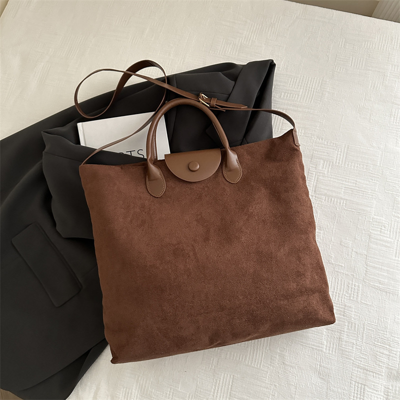 Bolsa de mano de gran capacidad de terremoto esmerilado para mujeres 2024 nueva moda retro bolso de mano coreano bolso de transporte