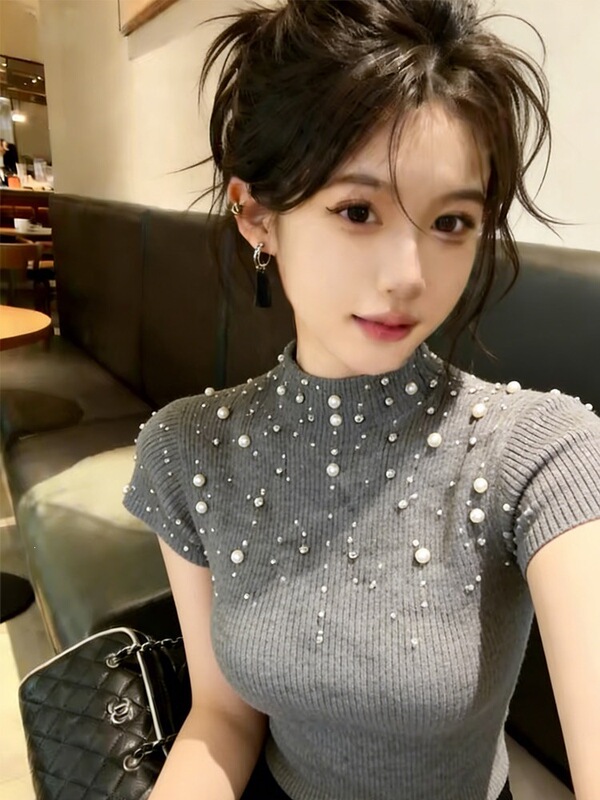 [Ice Silk] Gray Pearl-Decorated Half-Turtleneck Knit Sweater, 2026 Summer New Design, Slim Fit Inner Wear