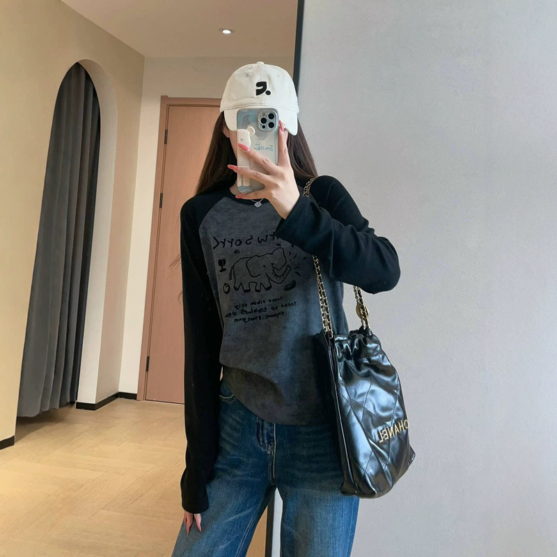 Korean-style retro letter and elephant print, raglan long-sleeve, cropped, round-neck T-shirt, women's basic top, 2026 autumn/winter new collection