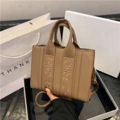 クロスボーダーbags2024秋冬バッグ女性潮百合特バッグ刺繍アルファベットハンドバッグ斜め掛け通勤女性バッグ
