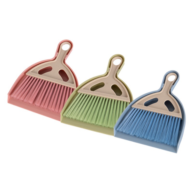 Mini set de escoba y recogedor de escritorio — cepillo portátil para coche, cama o teclado, limpieza práctica y compacta