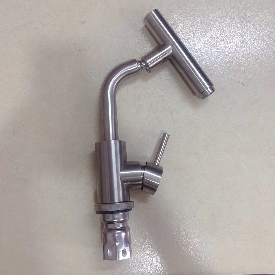 로봇 분지 뜨겁고 차가운 수도꼭지 (그물 빨간색 폭발) 파이프가 없습니다