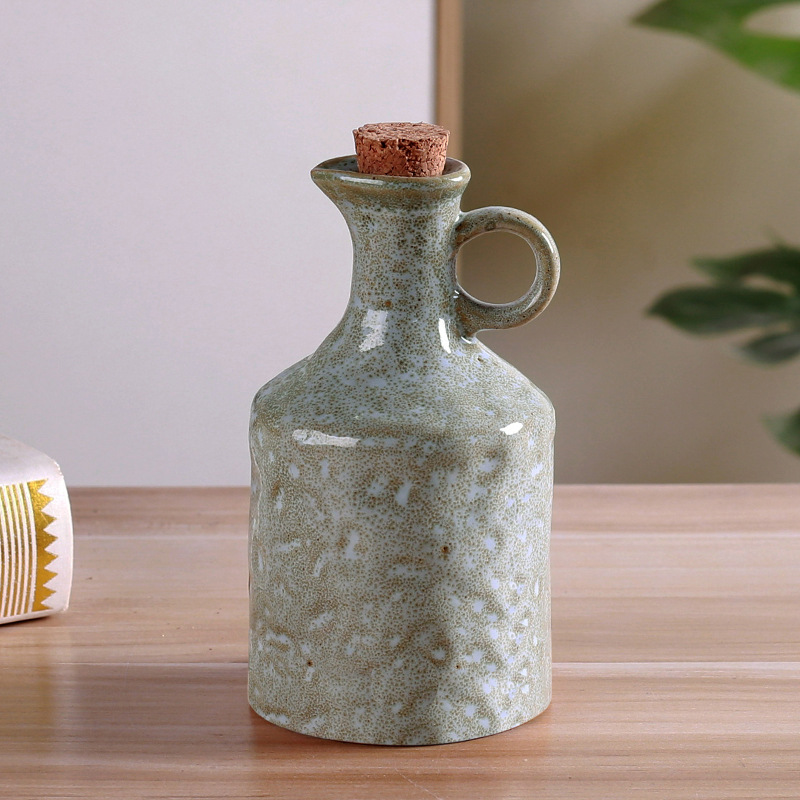 Cocina europea especial hervidor de aceite sin colgar aceite de cerámica doméstica creativa mano de la textura cerámica tapa de botella de aceite a prueba de fugas