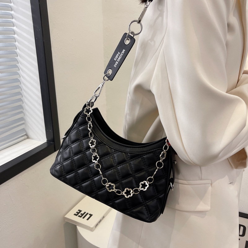 Borsa da donna piccola borsa di design di nicchia Borsa da donna 2023 nuova borsa a tracolla con catena a rombo di fascia alta estiva piccola borsa quadrata esplosiva_voghion.com