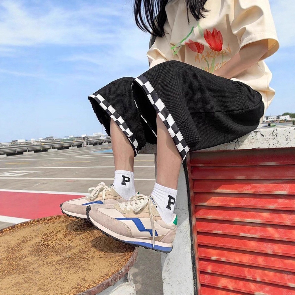 Hong Kong Style Ins Outer Wear Cropped Pants for Boys Summer Waffle Casual Pants Loose Slimming Look Versatile Straight Shorts Trendy