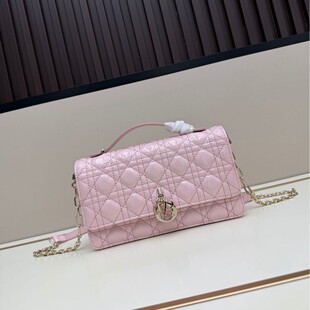 �羳D��һ�����lƷ�|�컨��D��r��Ů���ٴ����朗l�μ����ð�