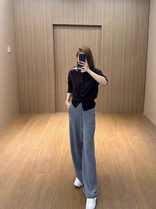 25年早秋新款马吉拉同款100%澳洲美丽诺超细绵羊毛女士抽绳阔腿裤|undefined