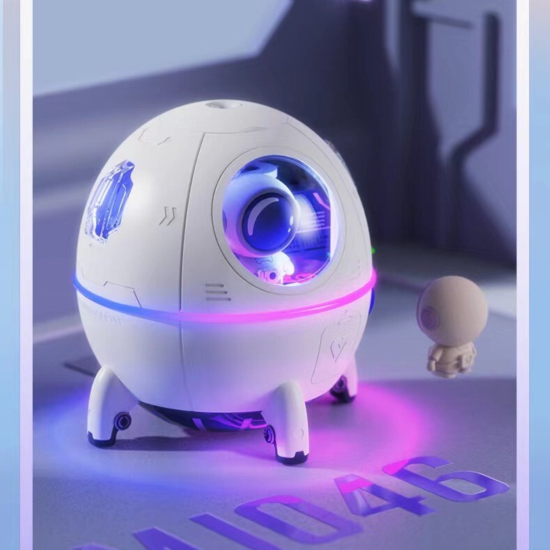 Space capsule humidifier desktop home office small mini spray original factory discount support a generation of hair