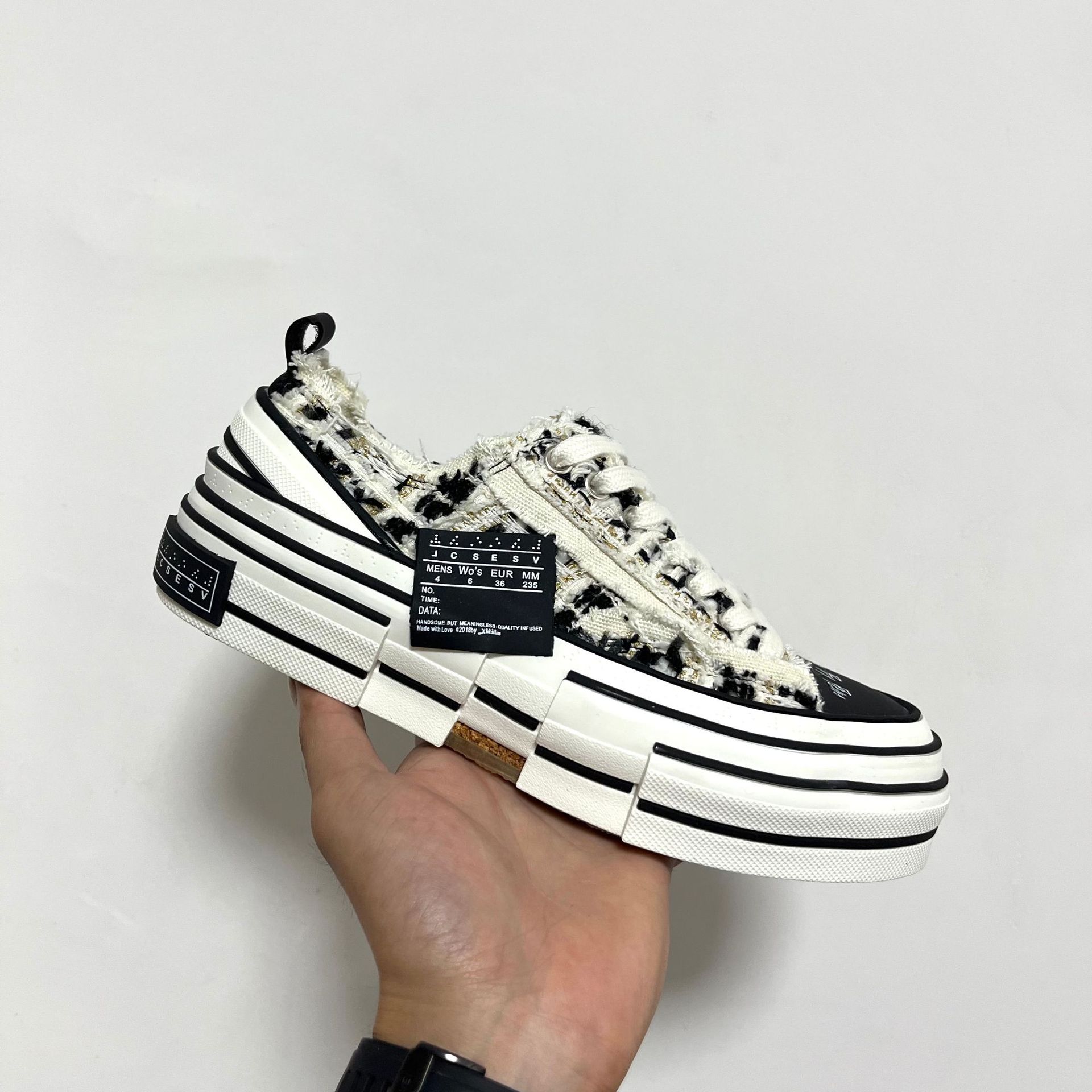 Wu Jianhao Swan Canvas Shoes レディース 厚底加硫スニーカー ぬいぐるみ スパンコール カジュアル カップル ペディシャー シューズ