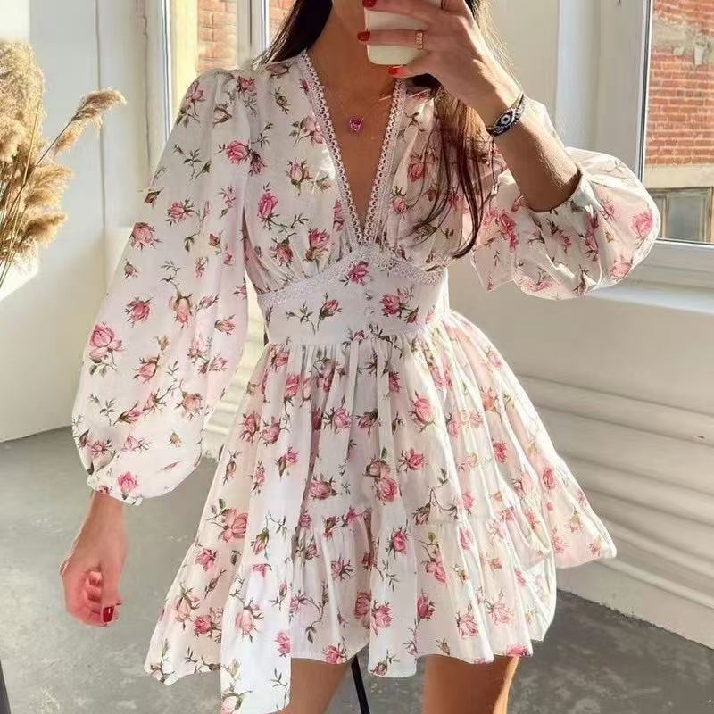 Spot 2023 European and American women's spring new foreign trade temperament sweet printing V-neck lace short dress