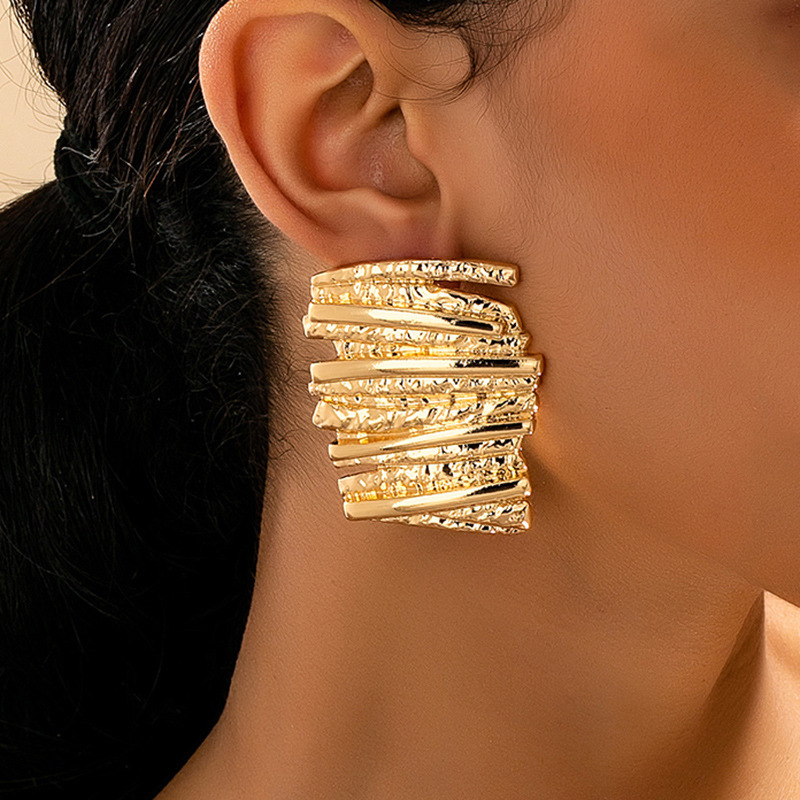 A Pair of Fashionable Irregular Striped Patchwork Women's Earrings for Casual Everyday Wear