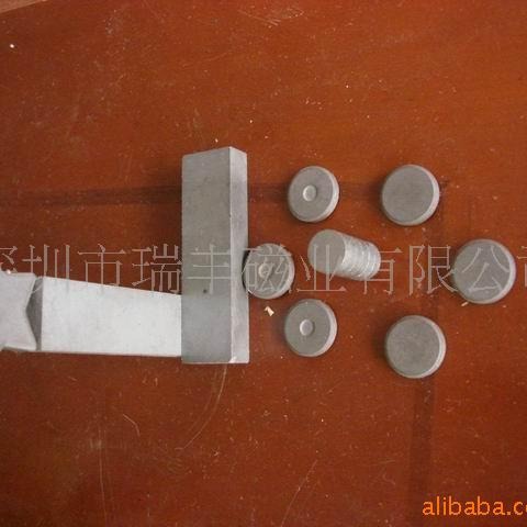 供应磁铁　铁氧体材料磁铁