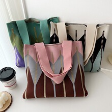 �¿�ƴ��ᘿ��μ����ذ�Ů���s�r�д�����������ճ�ͨ�ڴ������