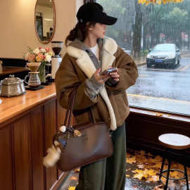 加厚加绒羊羔毛外套女2025冬季新款韩版宽松翻领许我耀眼同款棉服