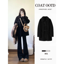 黑色牛角扣羊羔毛绒外套女秋冬季加绒厚皮毛一体中长款巨好看初冬