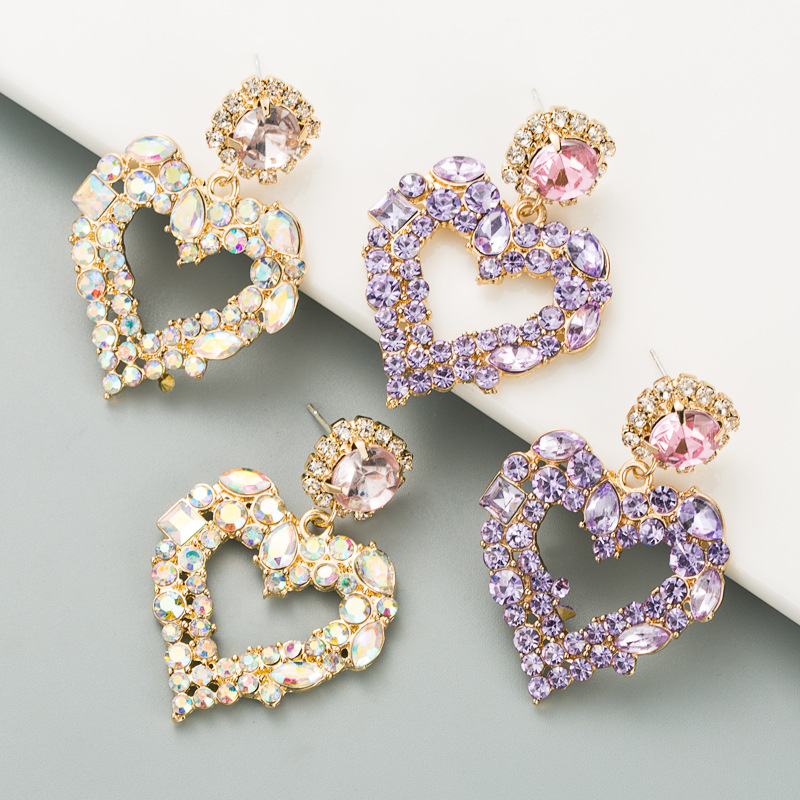 Fashion Heart-shape Full Diamond Earrings Wholesale display picture 2