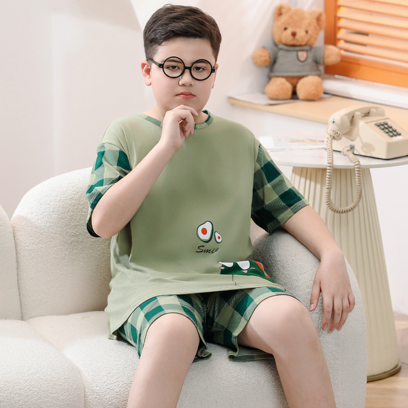 子供用パジャマ純綿の薄いタイプの太った男の子の半袖の半ズボンのスーツは太って大きいサイズの青少年の夏の部屋の服をプラスします。|undefined